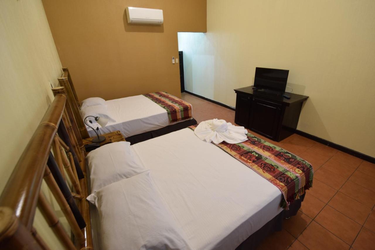 Zafra Hotel Реталулеу Экстерьер фото